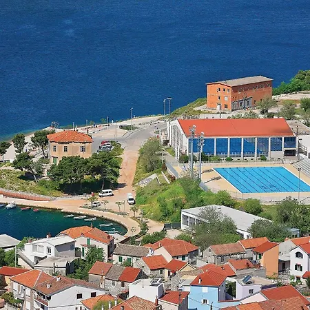 Apartamento Gorgeous In With Swimming Pool Šibenik